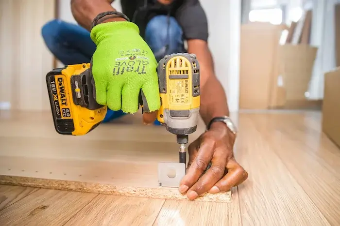 Handyman repairs and maintenance services