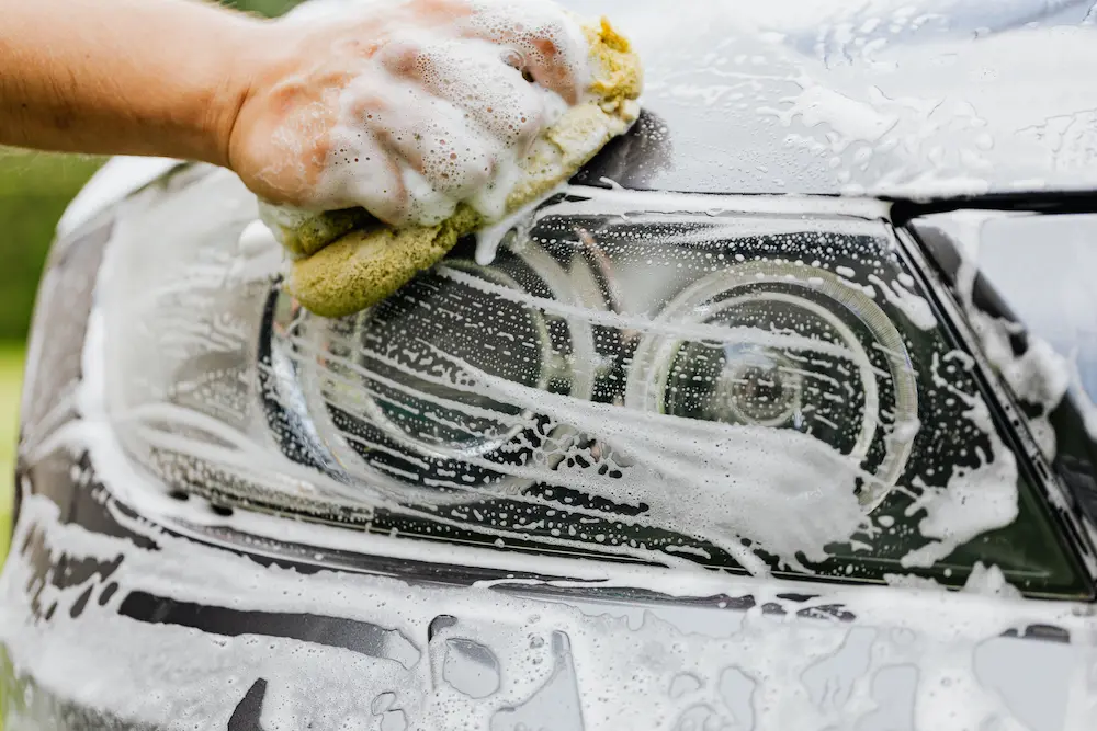 Exterior car wash service